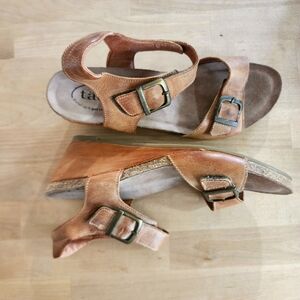 Taos Women's 10.5/ 41 Buckle Camel Leather Comfort‎ Cork Double Strap Sandals